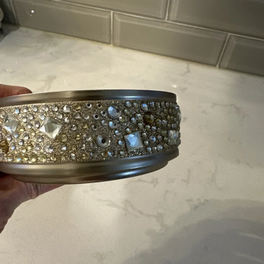 Bath and‎ Body Works Gems 3 wick candle holder sleeve